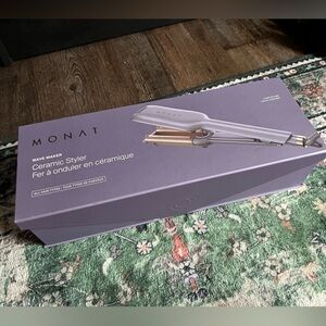 Brand new Monat Wave Maker Styler